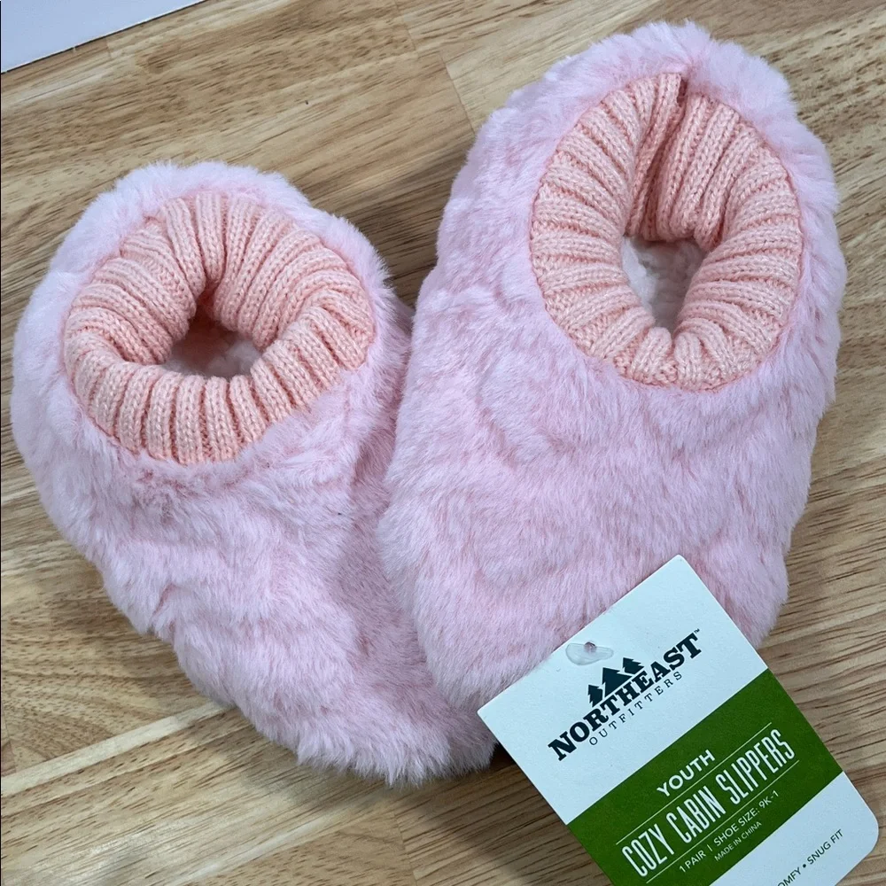 NEW Northeast Outfitters 9 Toddler - 1 Youth/Kids Pink Youth Cozy Cabin Slippers